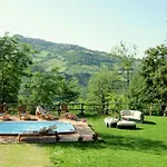 Villa Luxury With Garden *