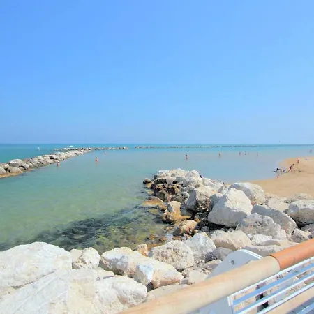 Luxury With Garden *